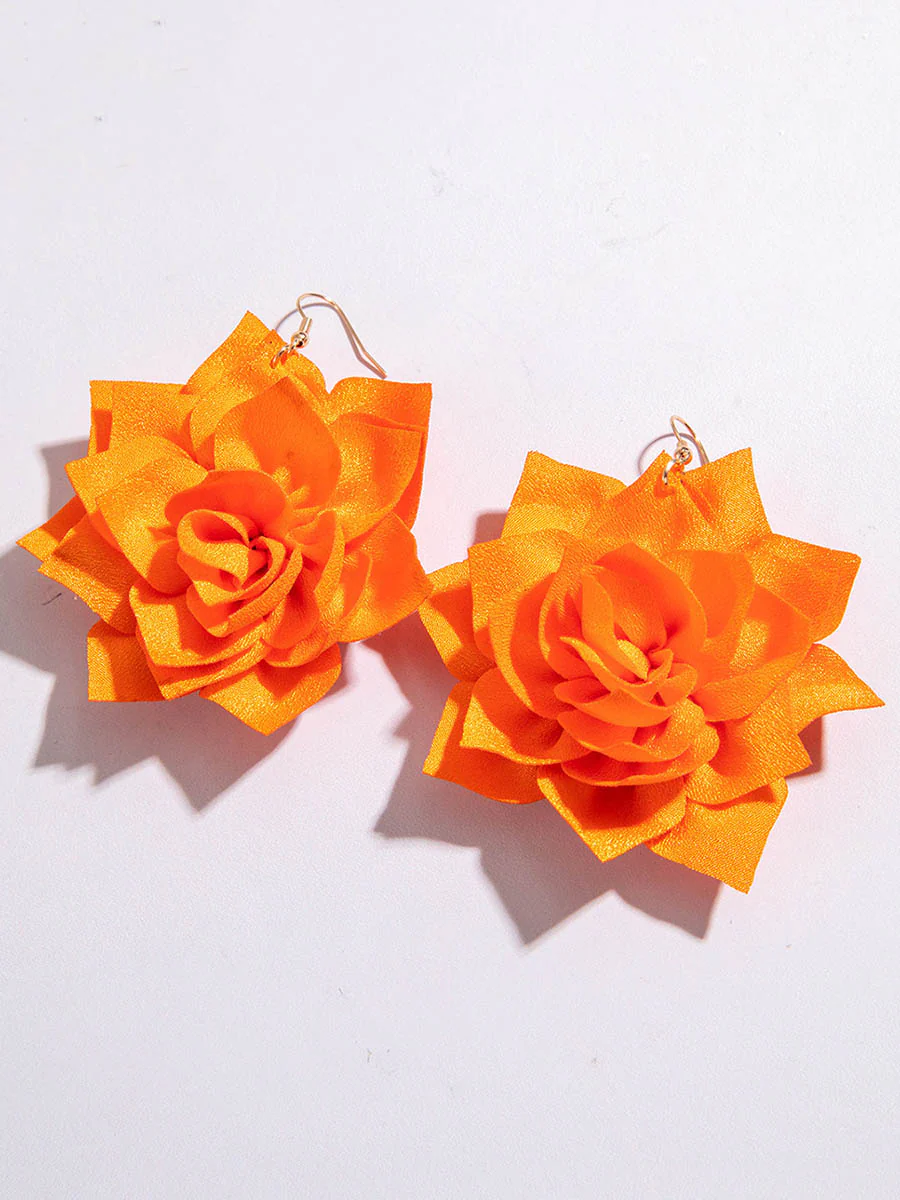 Flower Shape Drop Earrings - Image 3
