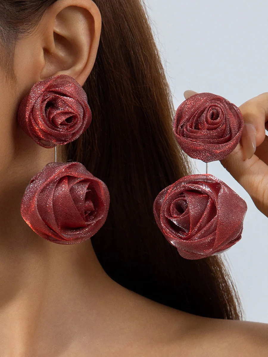Flower Shape Drop Earrings - Image 3